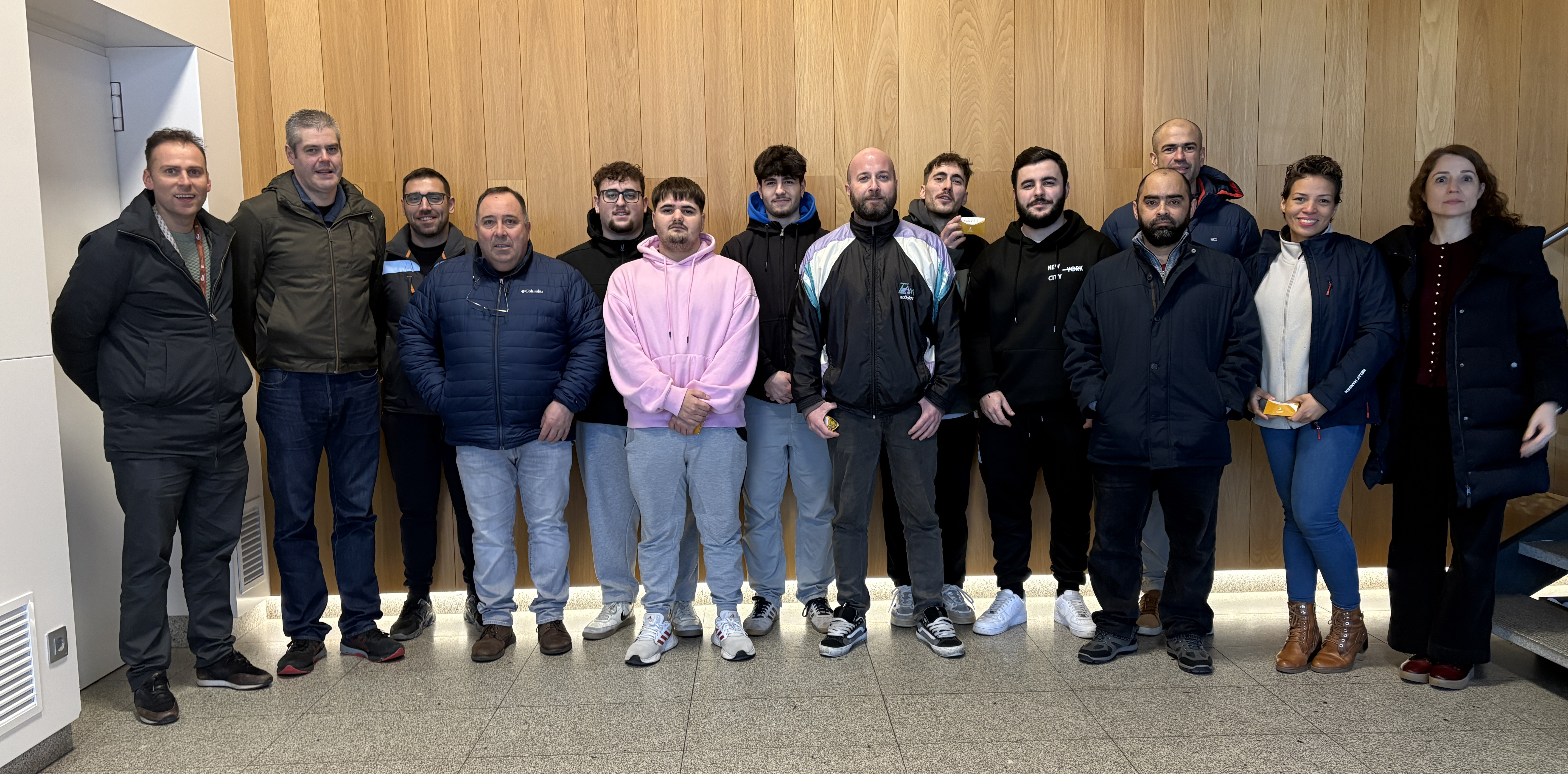 EL ALUMNADO DE LA UNIVERSIDAD LABORAL DE OURENSE VISITA NUESTRA PLATAFORMA LOGÍSTICA  